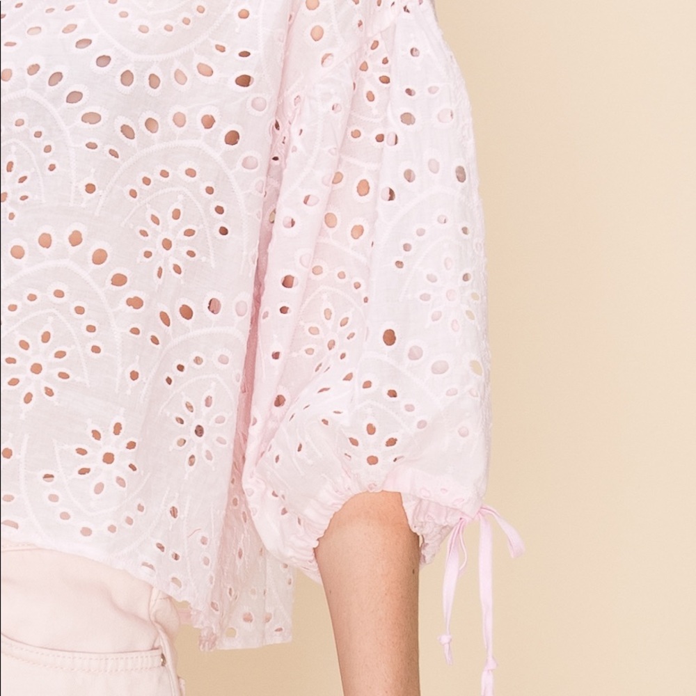 NWT! 💕 Baby Pink Woven Top - Picture 5 of 6